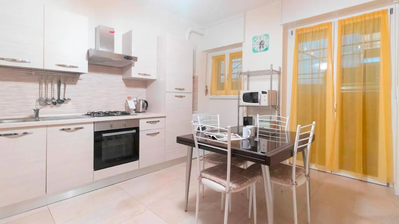 Italianway - Antonello Da Messina 22 Apartment Milan 0*,  Italy